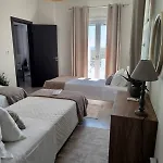 With Stunning View - Syros Vári