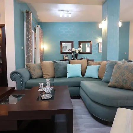 With Stunning View - Syros Feriehus