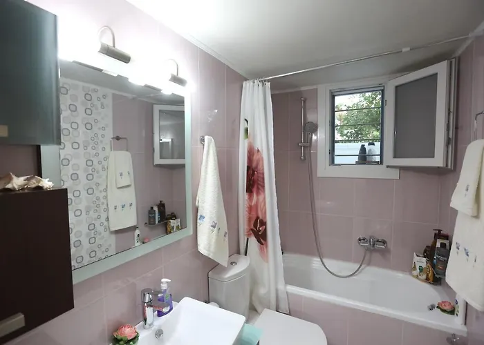 With Stunning View - Syros Σπίτι διακοπών *