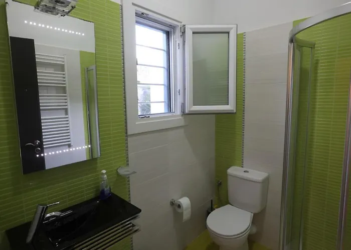 With Stunning View - Syros Σπίτι διακοπών *