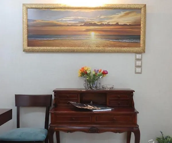 With Stunning View - Syros Σπίτι διακοπών *